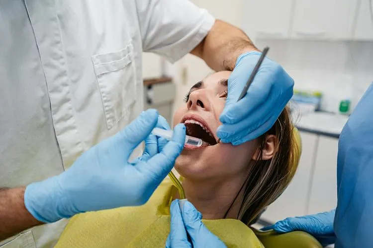 Thailand Tooth Extraction Care for Travelers Seeking Last Minute Treatment