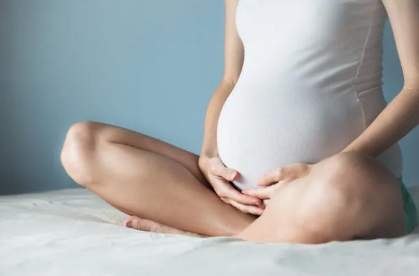Important Precautions to Consider Before Engaging in Surrogacy