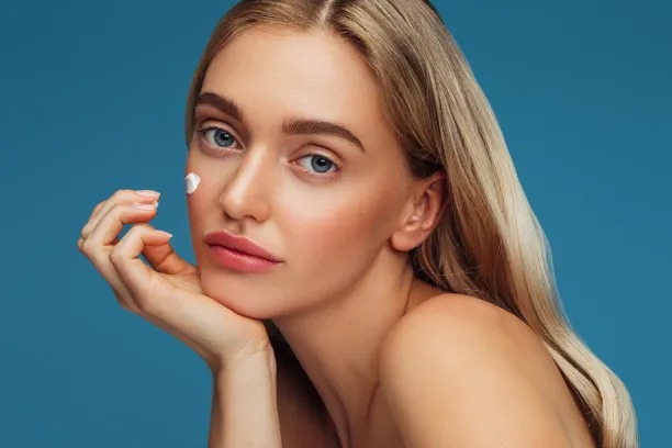 Exploring the World for Beauty Enhancement