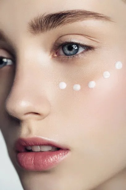 Global Jetsetters: The Trend of Traveling for Cosmetic Enhancements