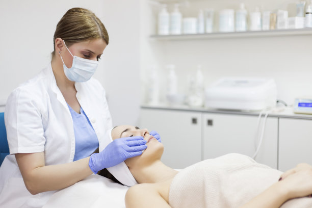 Global Adventures: Embracing Cosmetic Surgery While Traveling