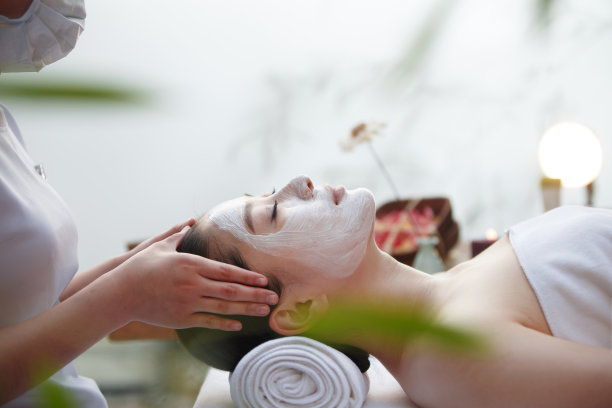 The Rising Trend of Traveling for Cosmetic Procedures