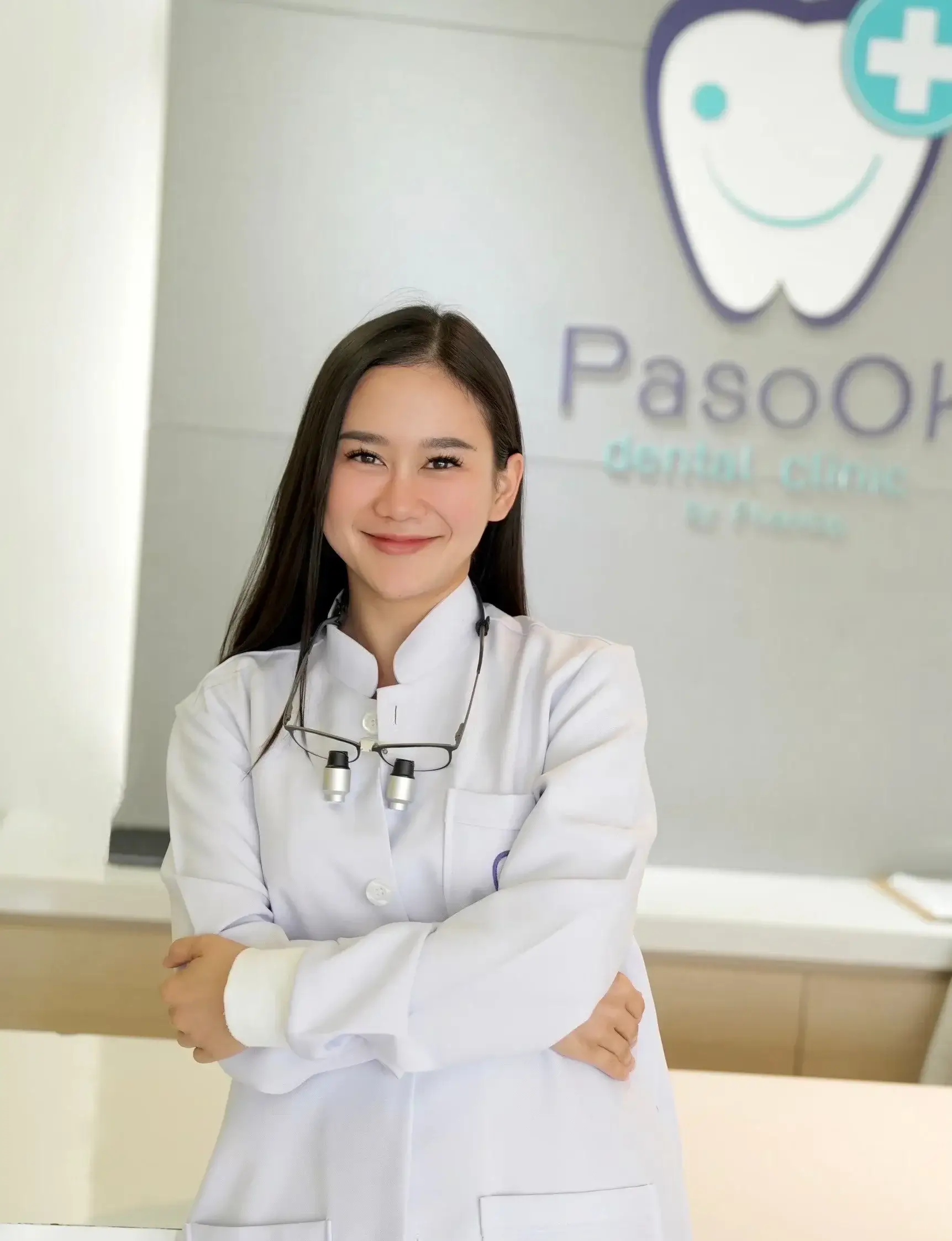 医生Dr. Chanokarn Detboriboon