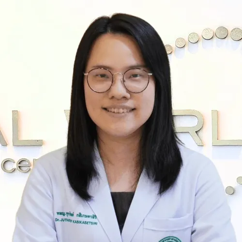 dentist in Thailand,professional dentist in Thailand,Thailand dental clinic dentist,dental check-up and cleaning Thailand